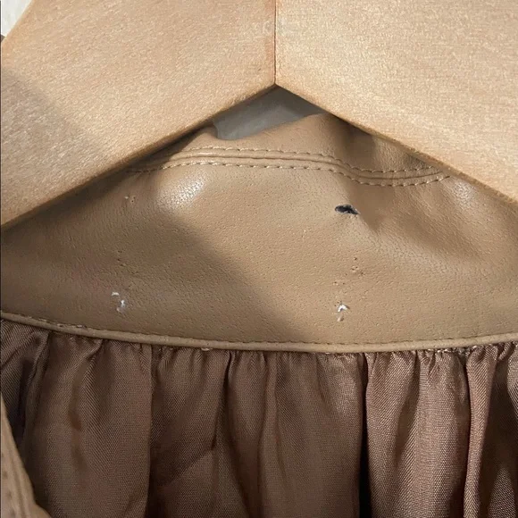 Deveaux New York Ari Camel Brown Vegan Faux Leather Jacket - Picture 10 of 14